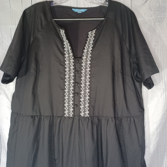 Draper James RSVP Geo Embroidered Short Sleeve Dress - Picture 9 of 15